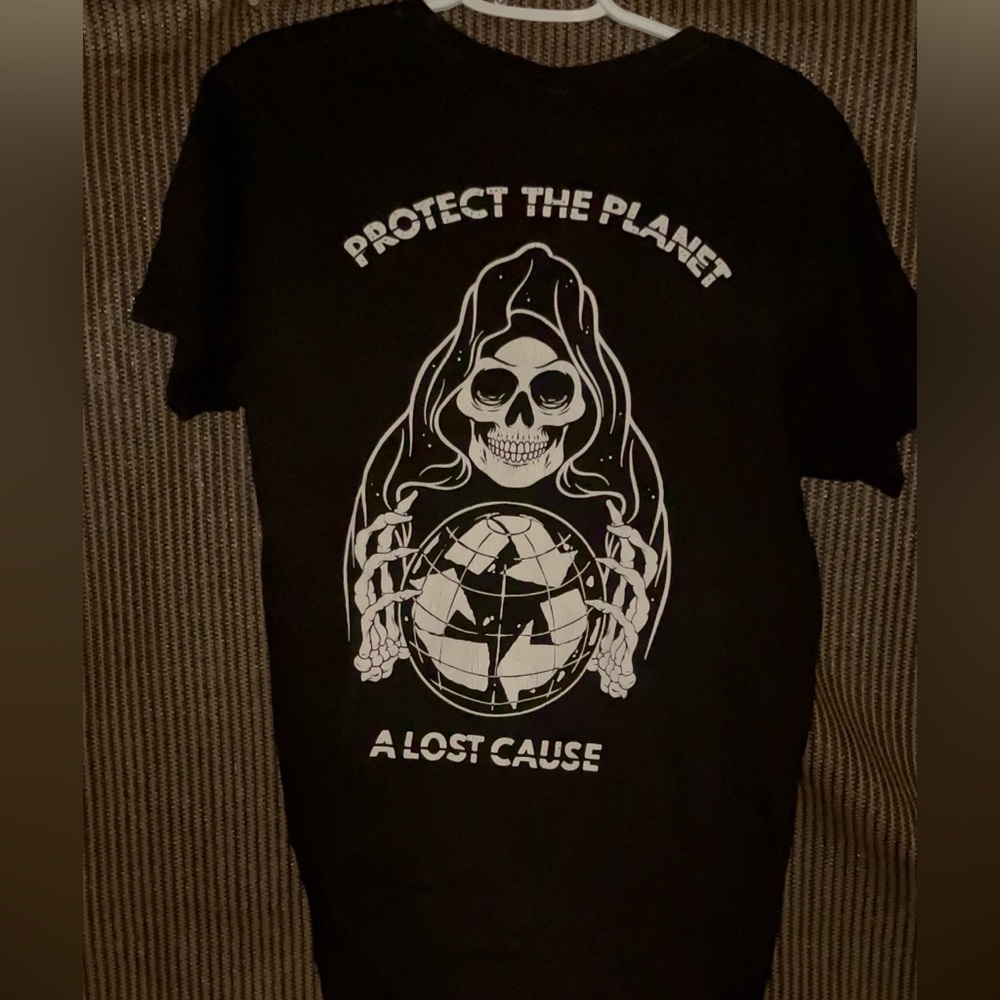 A Lost Cause "Protect The Planet" Black Graphic T-Shirt medium